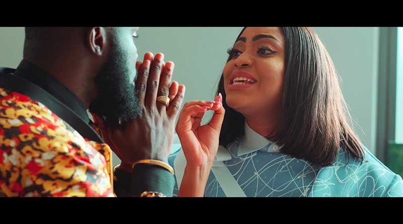 Manifest ft Simi Big Mad video directed by Apagnawen Annankra, Gene Adu.