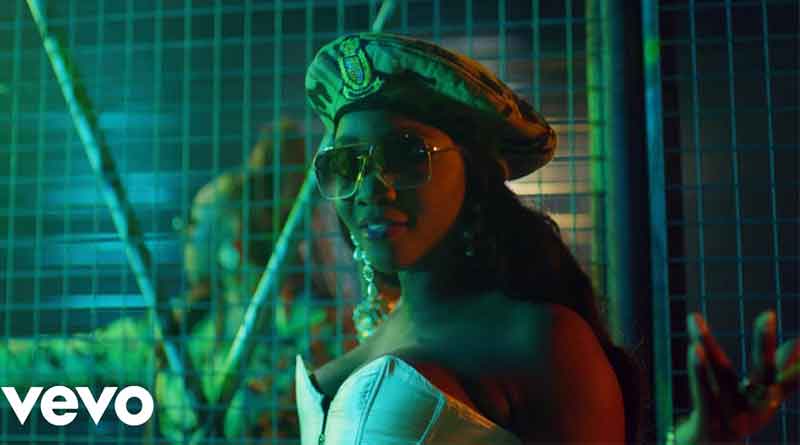 Simi featuring Fave premiers Loyal Music Video.